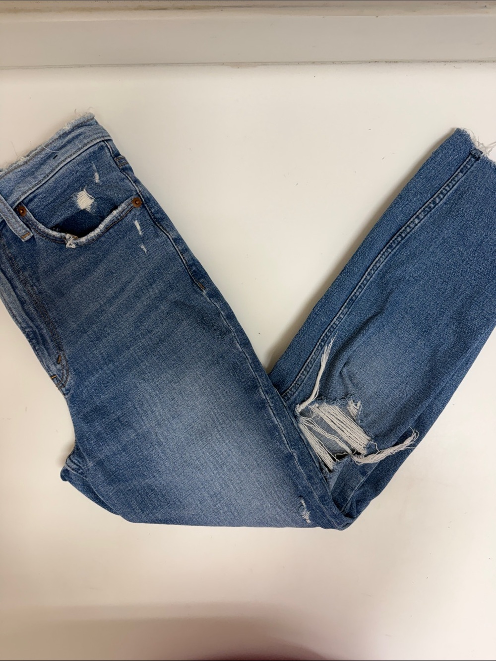 Abercrombie & Fitch Ultra High Rise Mom Distressed Jeans